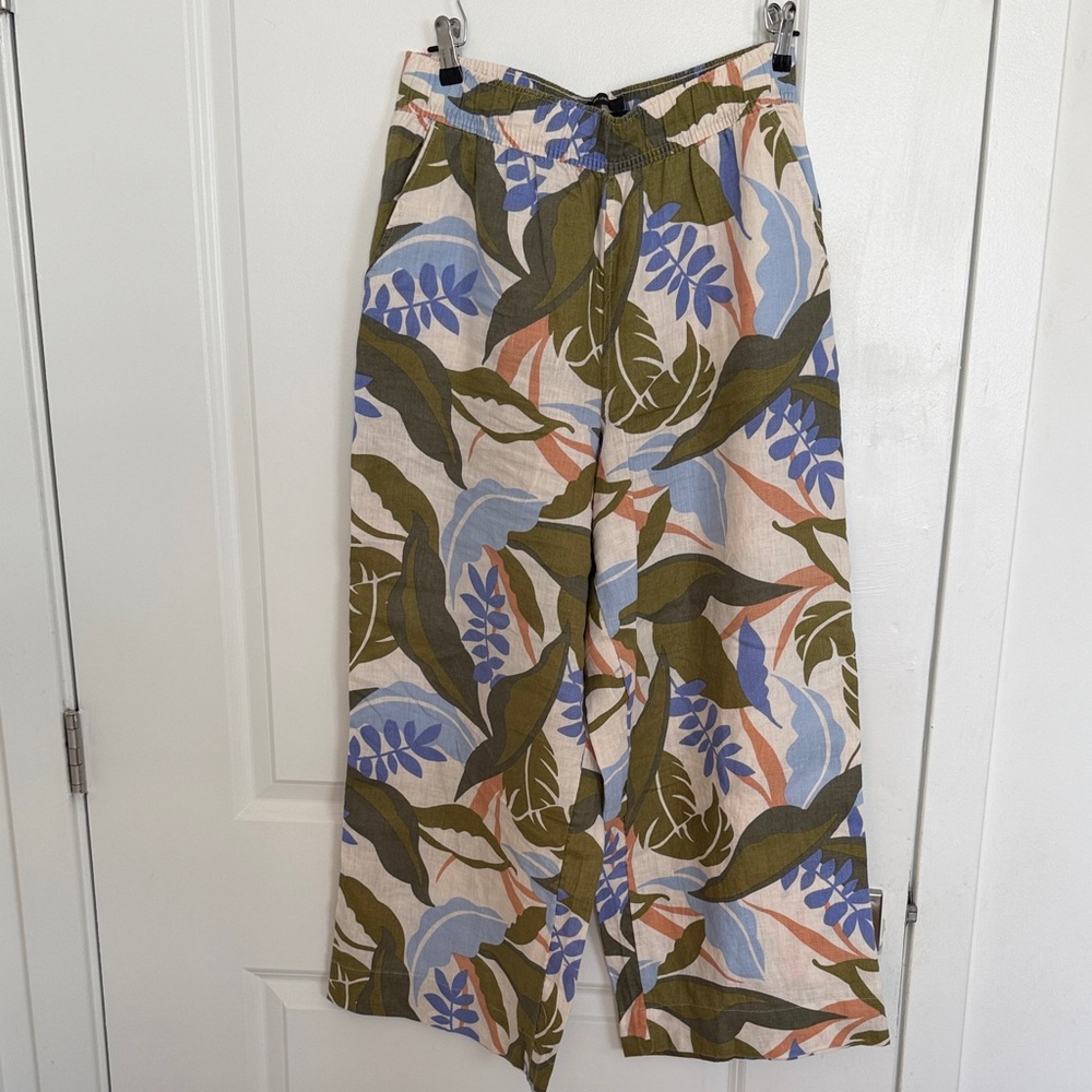 Tahari Multicolor Linen Leaf Print Wide Leg Cropped Pants